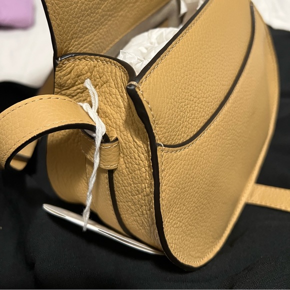 SOLD SOLD Marci Small Saddle Bag ( soft tan) brand new with tag and dust bag - Picture 3 of 7